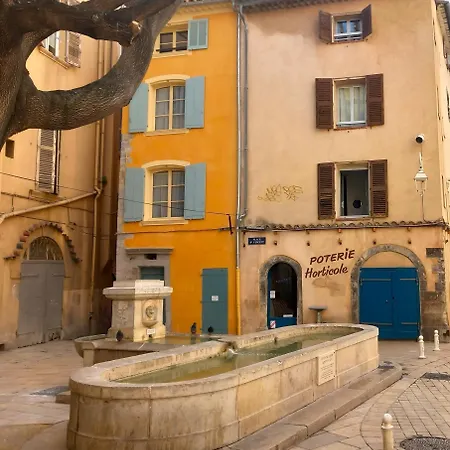 #3 # Place Charmante