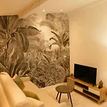 #3 # Place Charmante Apartament Tulon