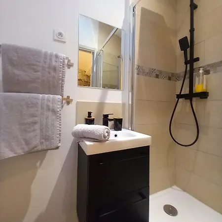 Apartment #3 # Place Charmante Toulon